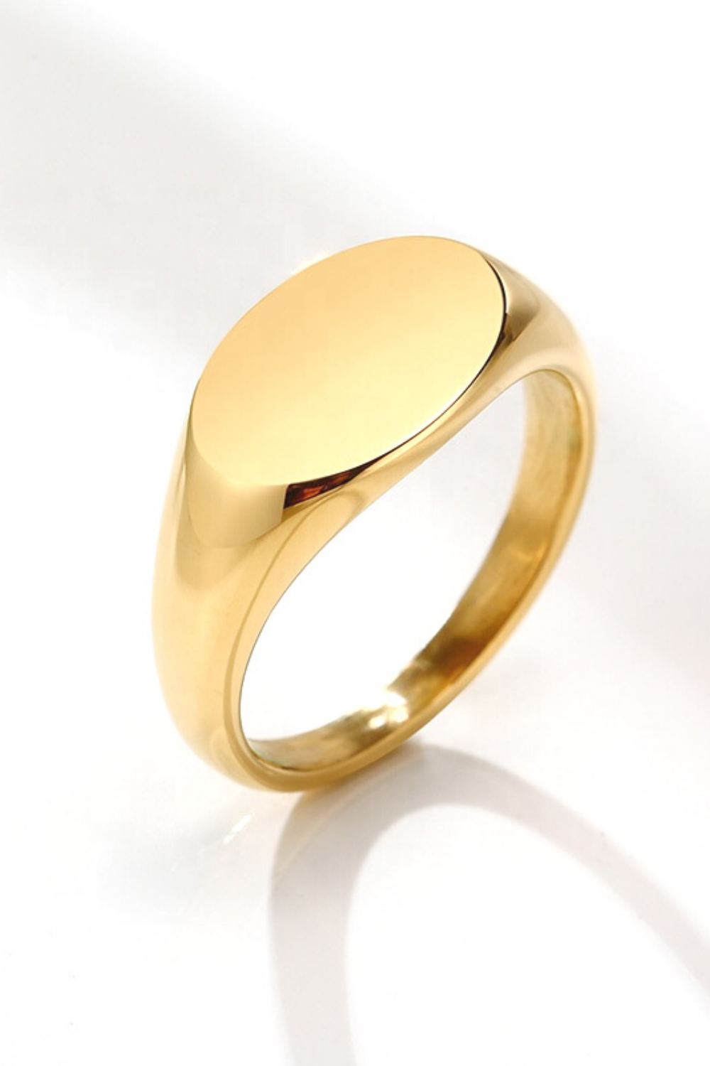 OVAL SIGNET RING
