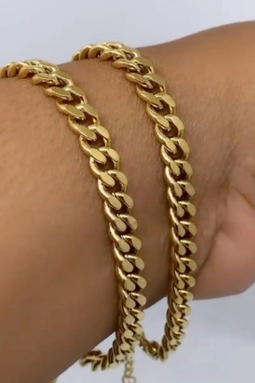CURB CHAIN BRACELET (Gold or Silver)