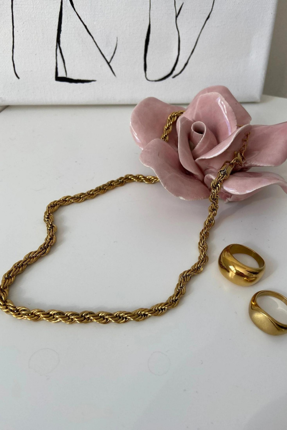 NIKA MEDIUM ROPE CHAIN