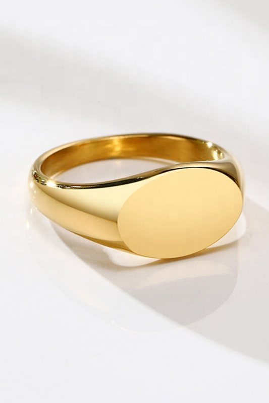 OVAL SIGNET RING